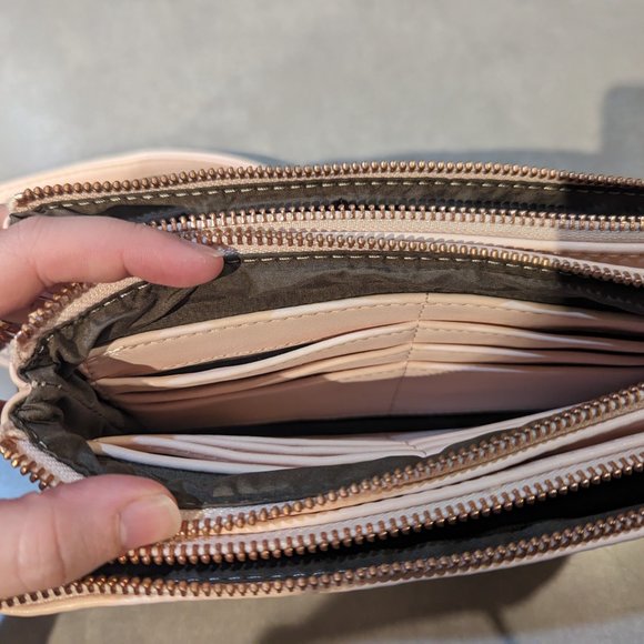 Matt & Nat Triplet Crossbody - Picture 4 of 5